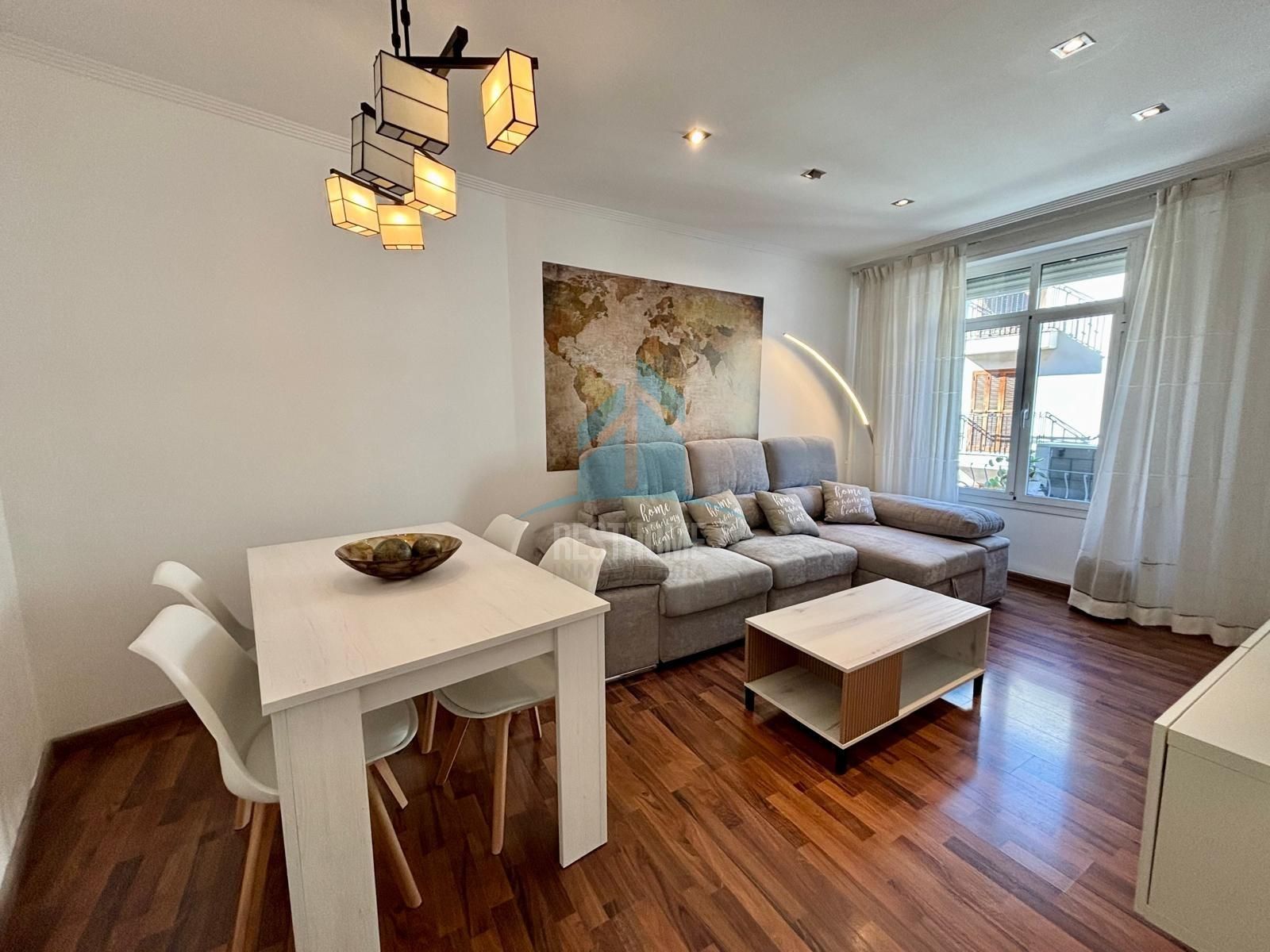 Sala d'estar de Pis de lloguer en Gandia amb Aire condicionat i Calefacció