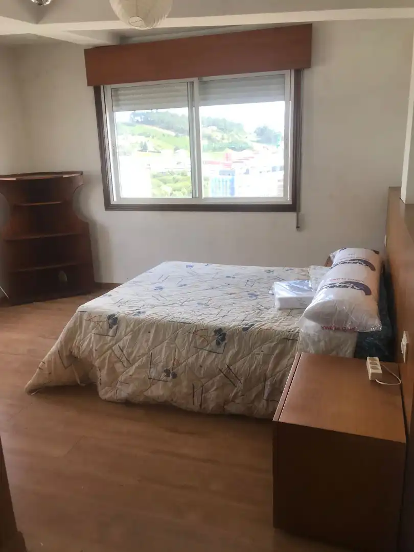 Appartement avec ascenseur à louer à Rúa de San Pedro de Mezonzo