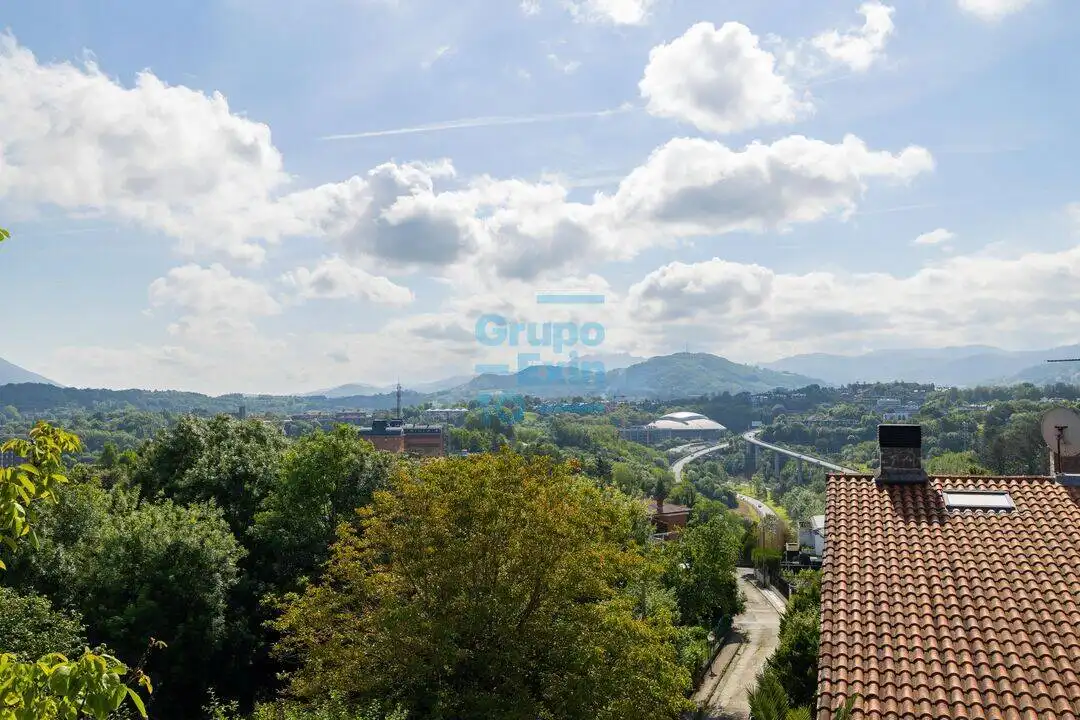 Vista exterior de Casa o chalet en venta en Donostia - San Sebastián  con Calefacción, Jardín privado y Terraza