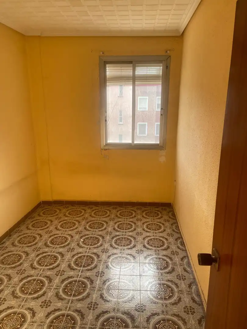 Habitación de Piso en venta en Xirivella con Balcón