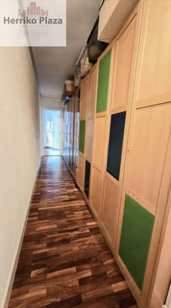 Pis en venda en Barakaldo  amb Calefacció, Terrassa i Moblat