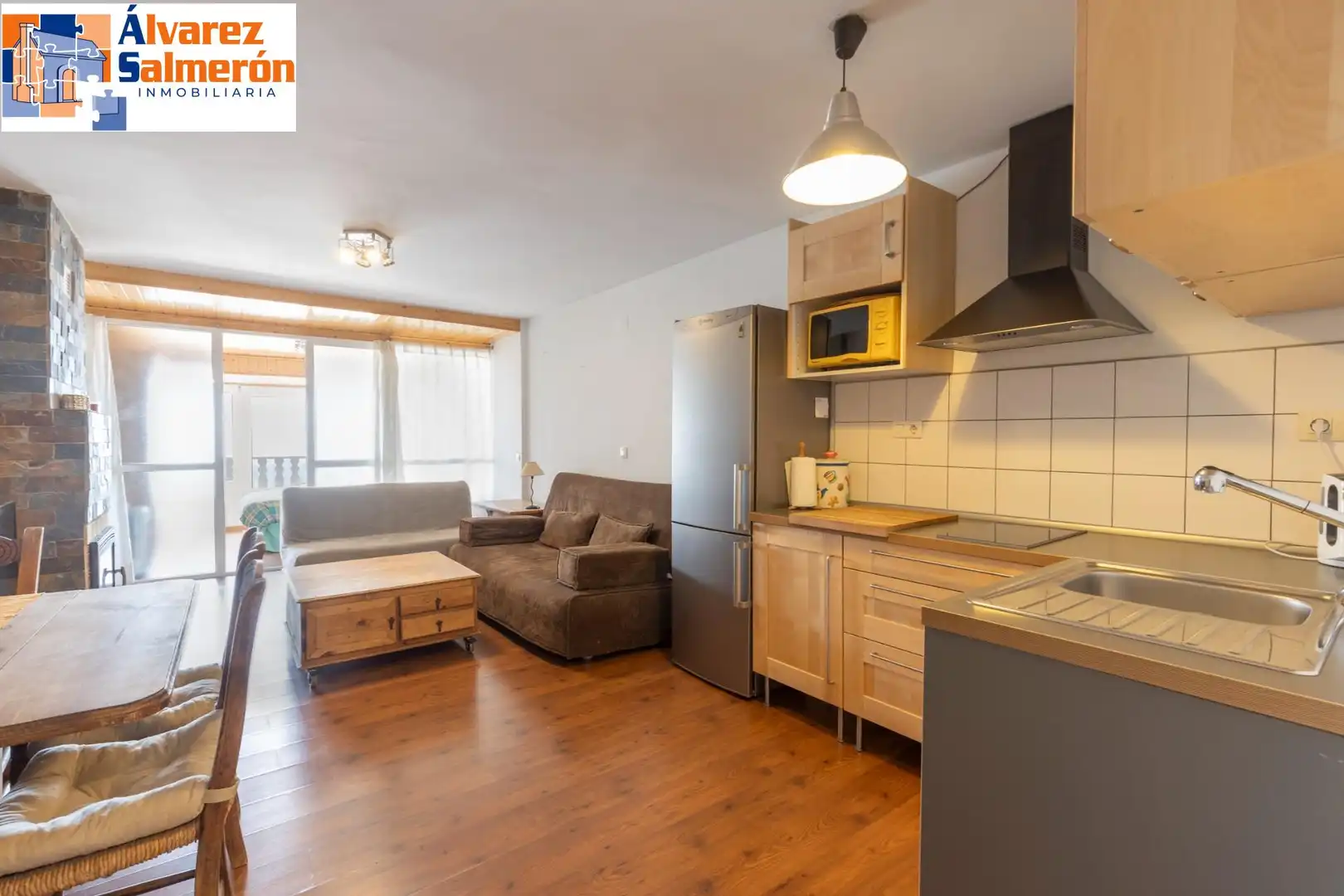 Sala d'estar de Apartament en venda en Zona baja