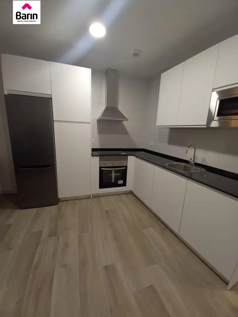 Apartamento de alquiler en Calle de Santa Isabel, Sta. Marina - San Andrés - San Pablo - San Lorenzo