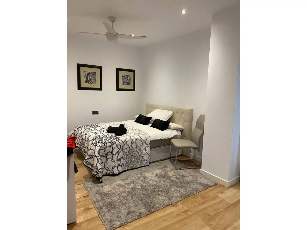 Habitación de Casa o chalet en venta en Estepona con Calefacción, Jardín privado y Terraza