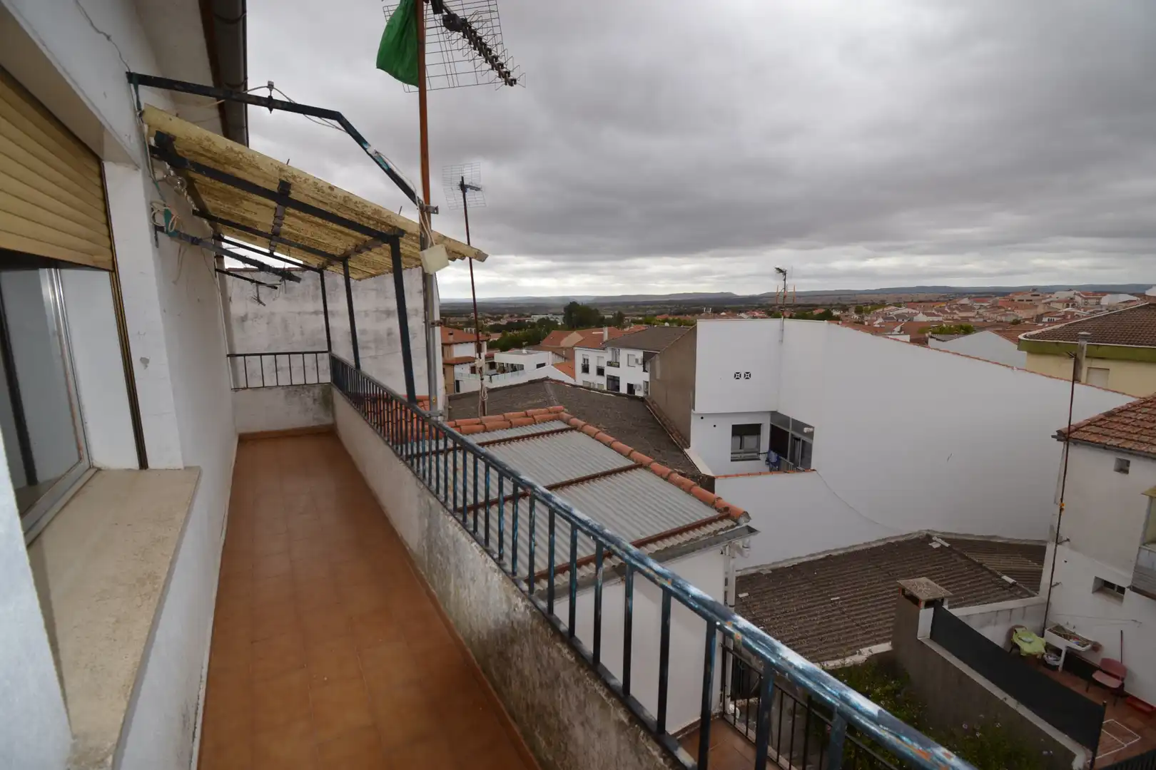 Vista exterior de Pis en venda en Malpartida de Plasencia amb Calefacció, Terrassa i Moblat