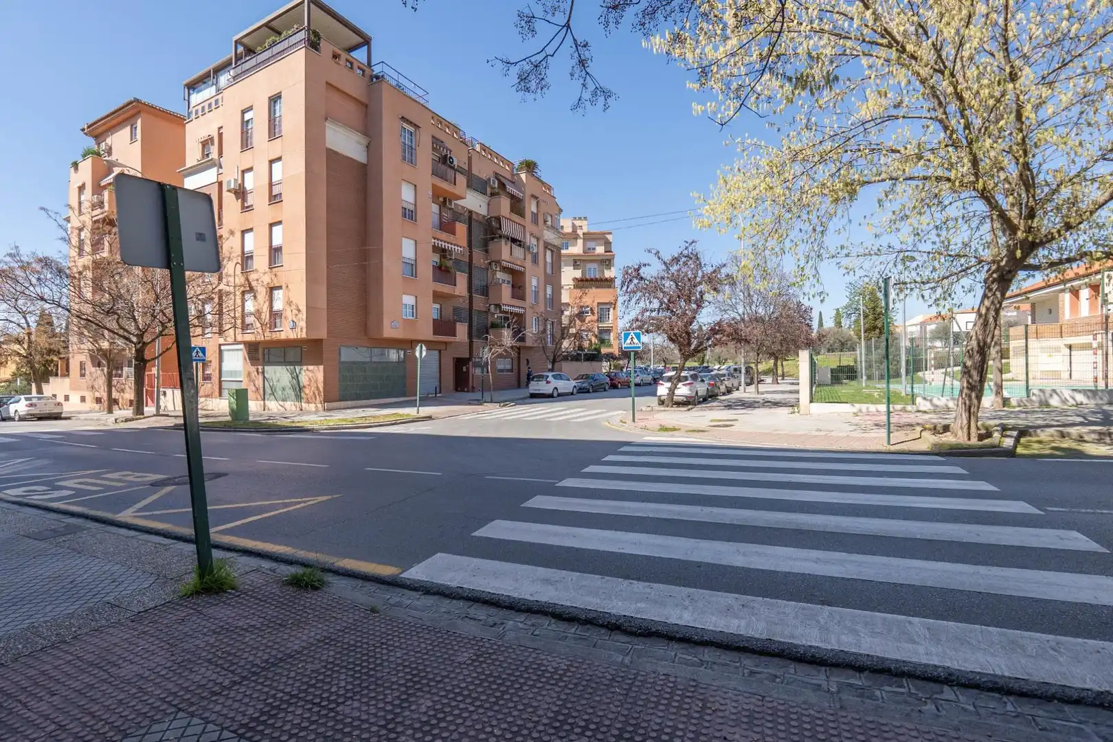 Exterior view of Flat for sale in Granada  with Air Conditioner, Heating and Private garden