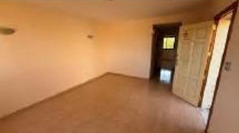 Foto 2 de Piso en venta en Avenida Avenida Pedro y Guy Vandaele, Corralejo, La Oliva