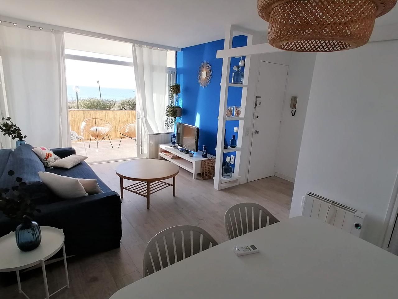 Sala de estar de Piso de alquiler en Gavà con Aire acondicionado, Terraza y Amueblado