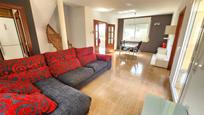 Sala d'estar de Casa adosada en venda en La Pobla de Montornès   amb Terrassa i Balcó