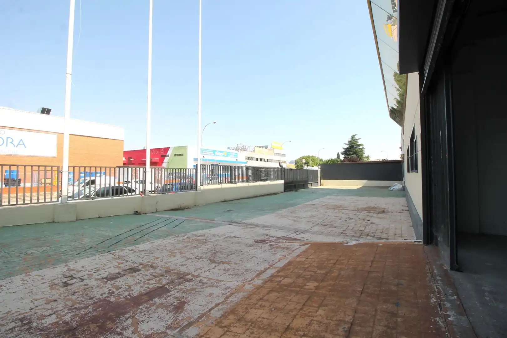 Industrial building to rent in Los Olivos - Los Ángeles, imagen 9