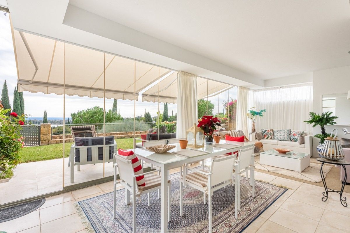 Jardí de Apartament en venda en Benahavís amb Aire condicionat, Jardí privat i Terrassa