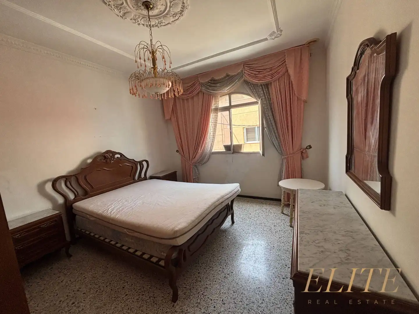 Dormitori de Casa adosada en venda en Telde
