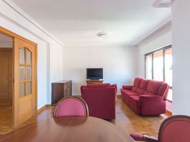 Flat with balcony to rent in Milagrosa