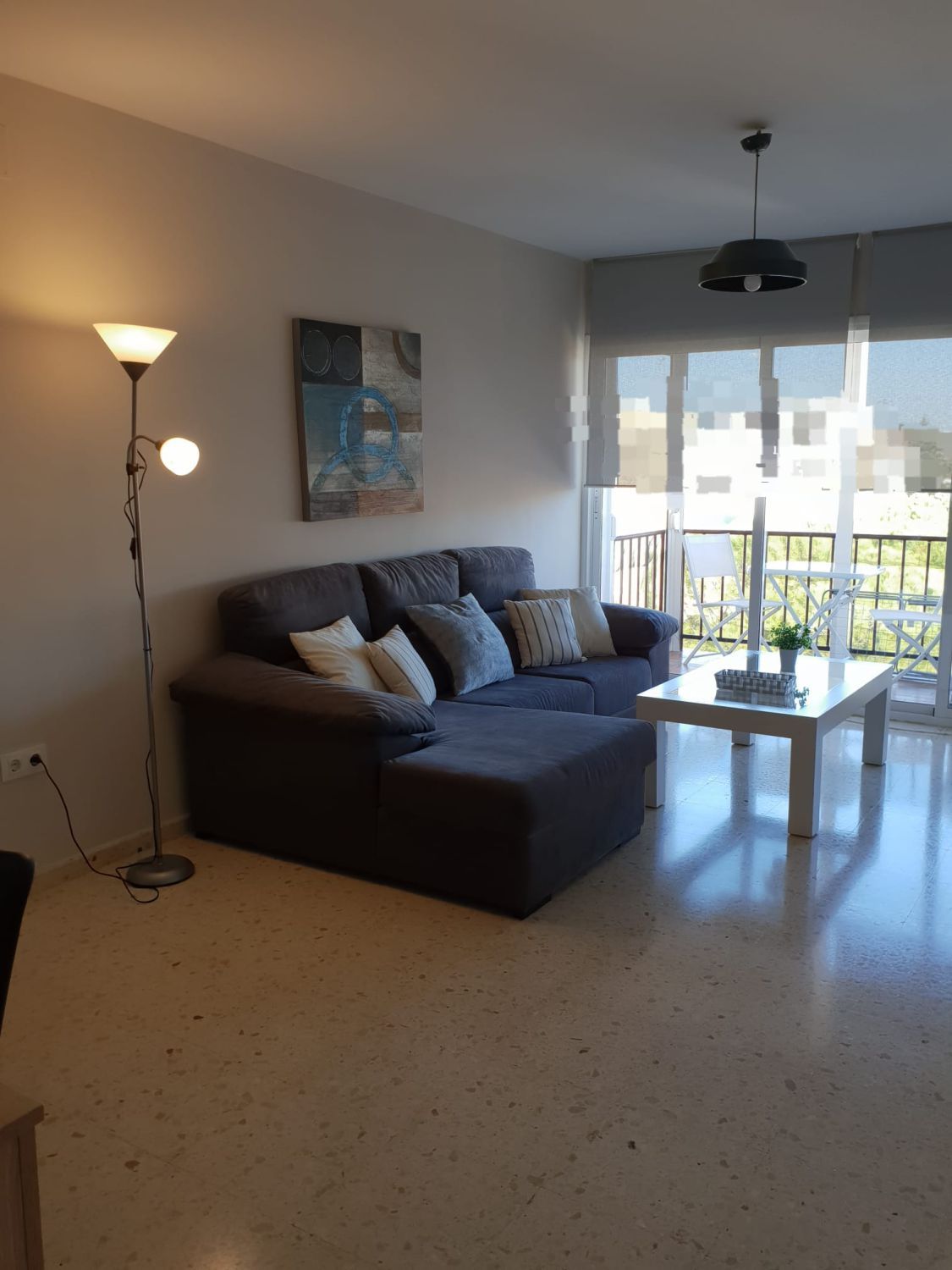 Living room of Flat for sale in Alcalá de Guadaira  with Furnished and Balcony