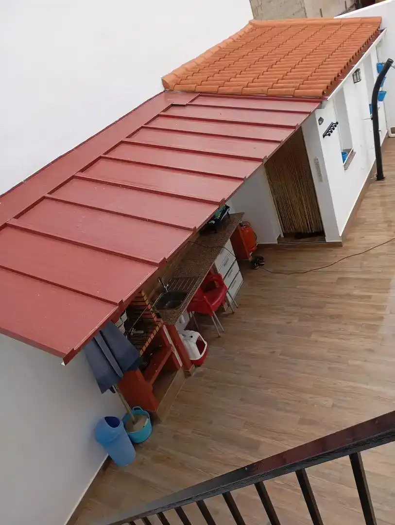 Cuina de Casa adosada en venda en Medellín amb Aire condicionat, Jardí privat i Traster