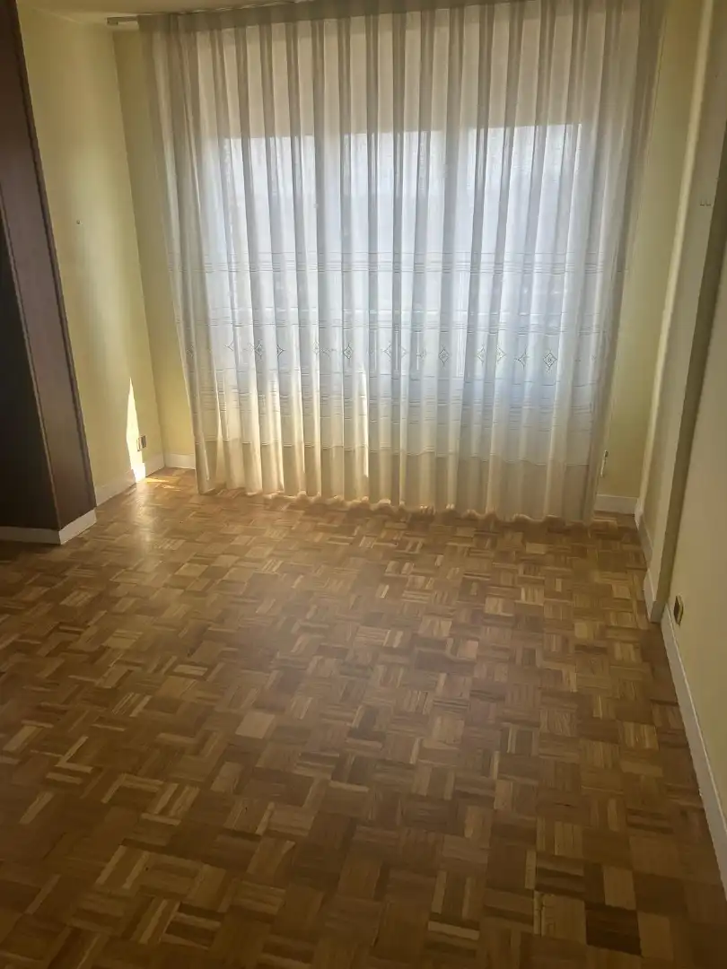 Habitación de Piso en venta en Lleida con Calefacción, Parquet y Amueblado