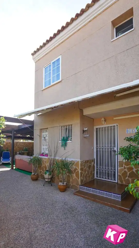 Bungalow con piscina en venta en Calle Logroño, imagen 6
