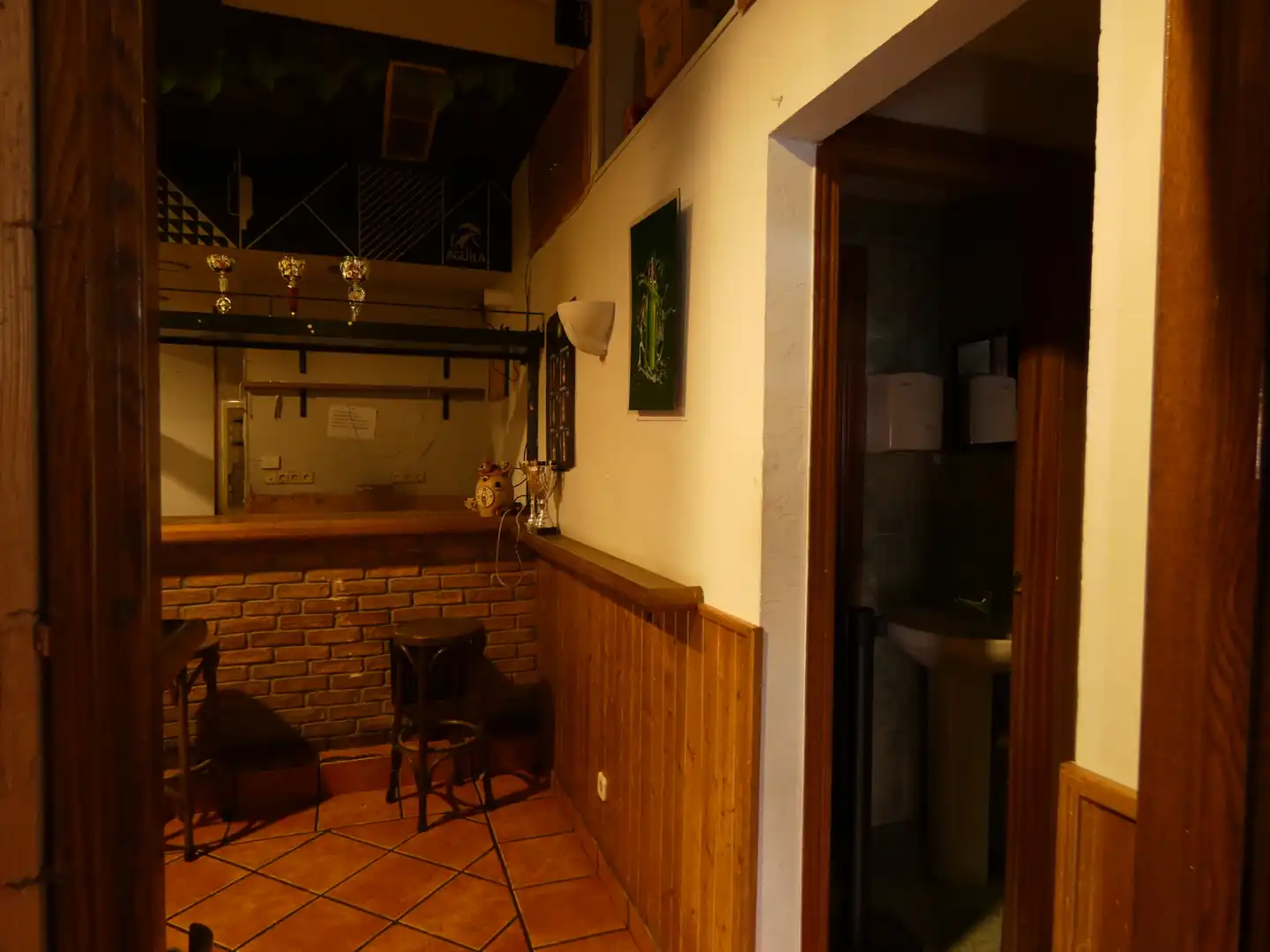 Local en venta en Madrid con Amueblado