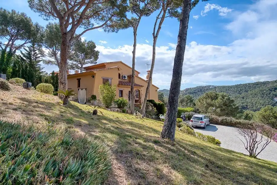 Vista exterior de Casa o xalet en venda en Palafrugell amb Aire condicionat, Calefacció i Terrassa
