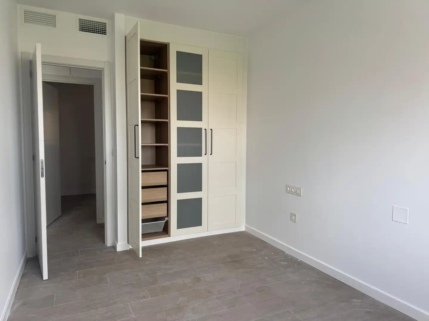 Dormitori de Apartament en venda en Pedanías Este