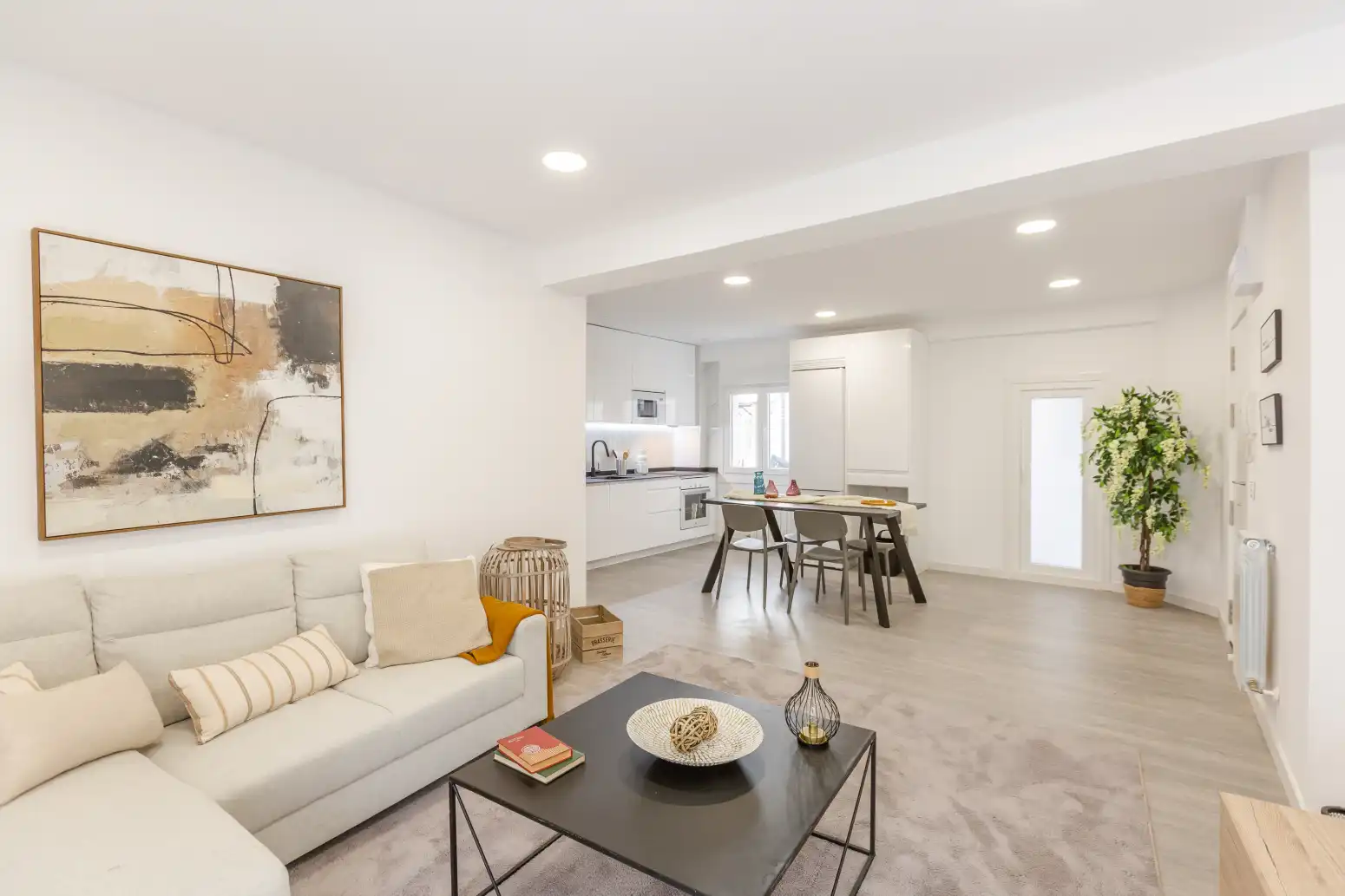 Flat with terrace for sale in Ansoáin - CALLE CANTERAS 23