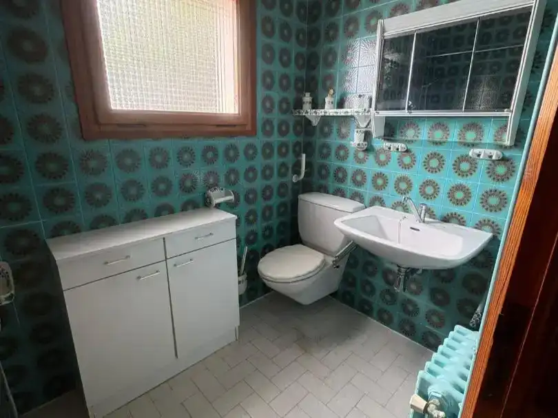 Bathroom of Flat for share in L'Estartit Poble