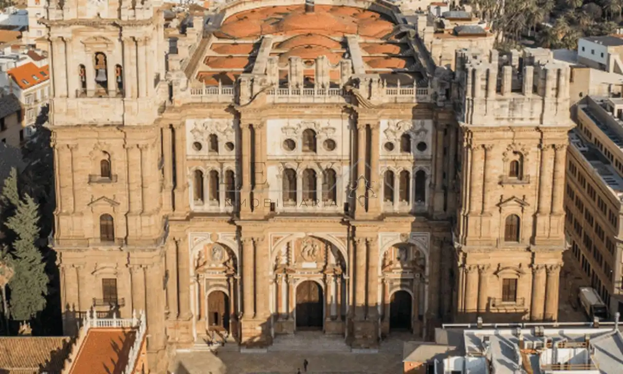Vista exterior de Pis en venda en Málaga amb Aire condicionat i Calefacció