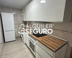 Kitchen of Flat to rent in  Madrid Capital  with Air Conditioner and Heating