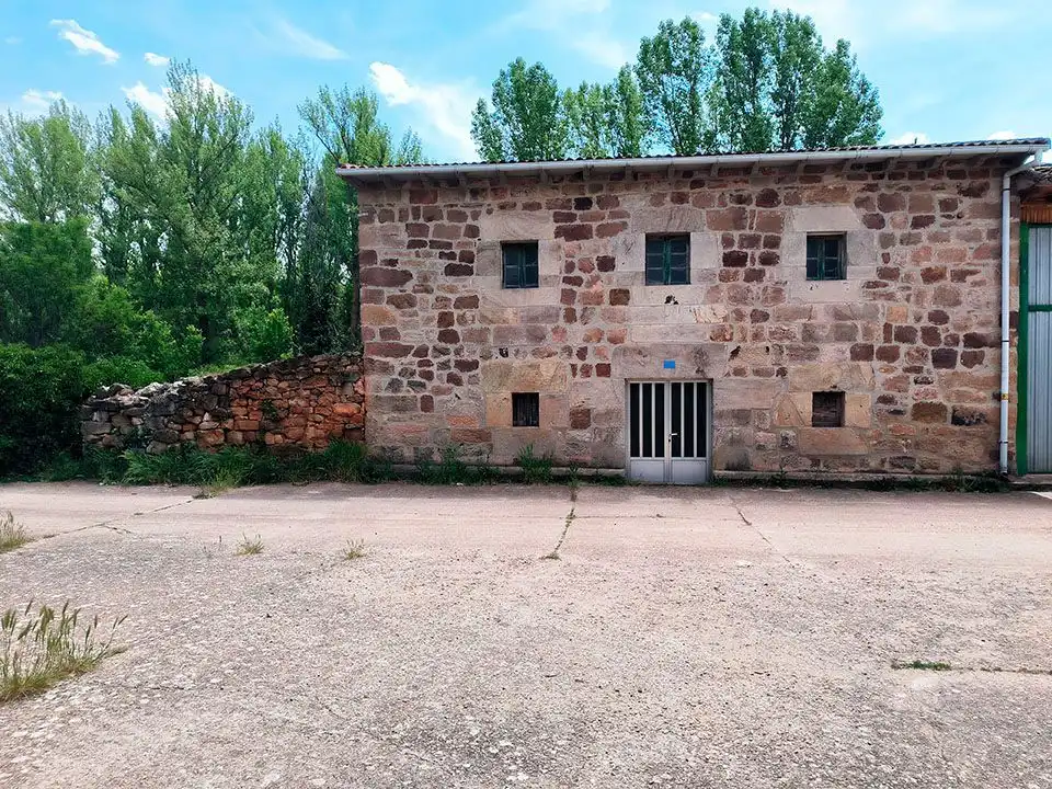 Vista exterior de Casa o xalet en venda en Jaramillo Quemado amb Jardí privat