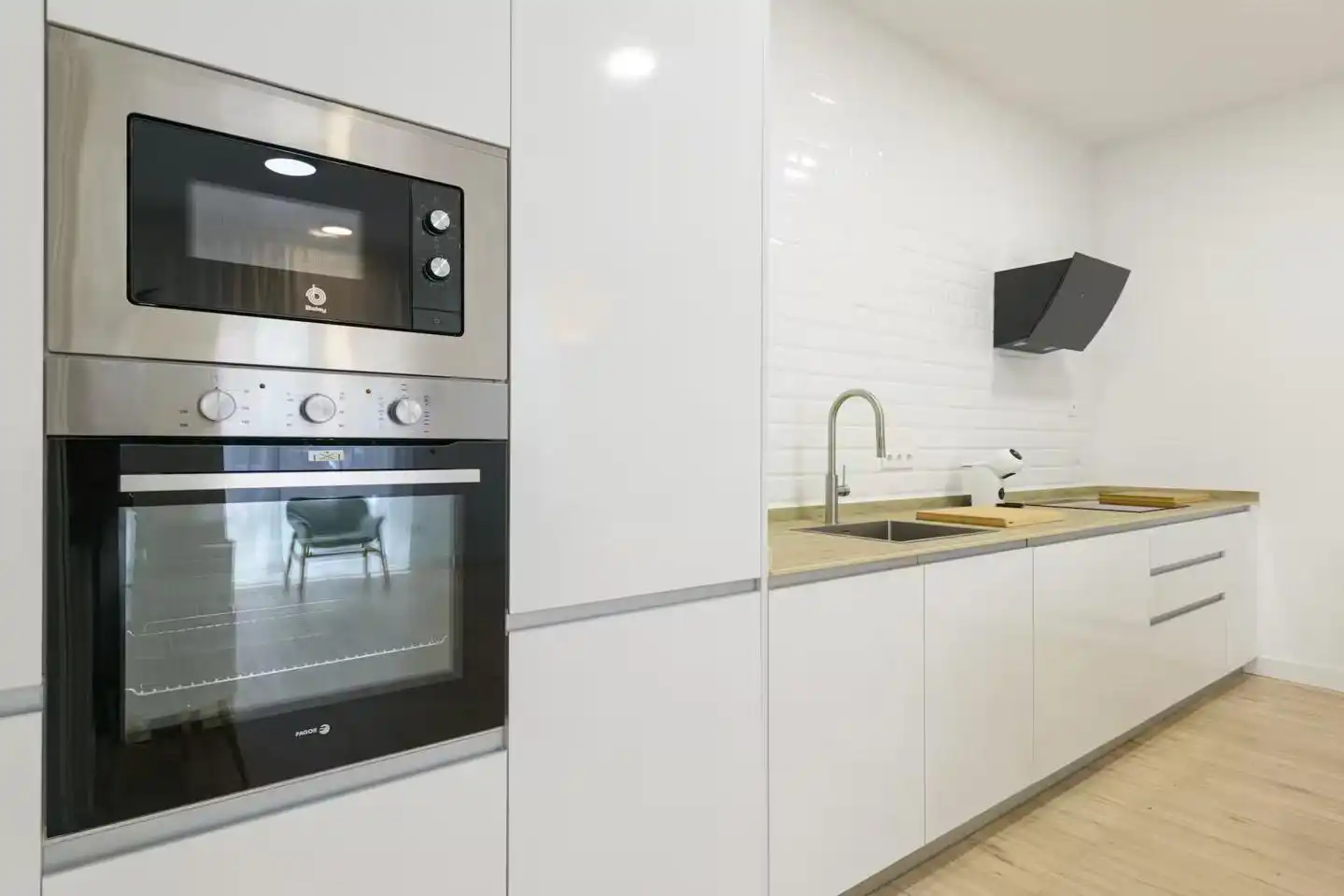 Kitchen of Flat for rent in L'Hospitalet de Llobregat