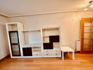 Sala de estar de Apartamento de alquiler en Villaquilambre con Calefacción, Parquet y Terraza