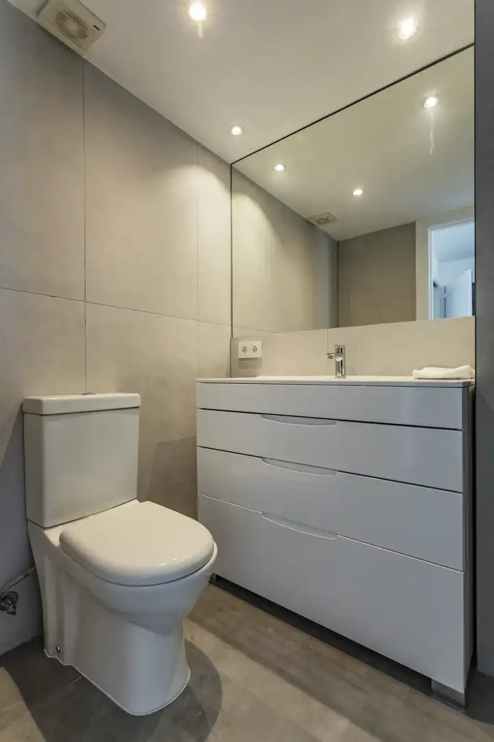 Bany de Apartament en venda en Marbella amb Terrassa, Piscina i Internet