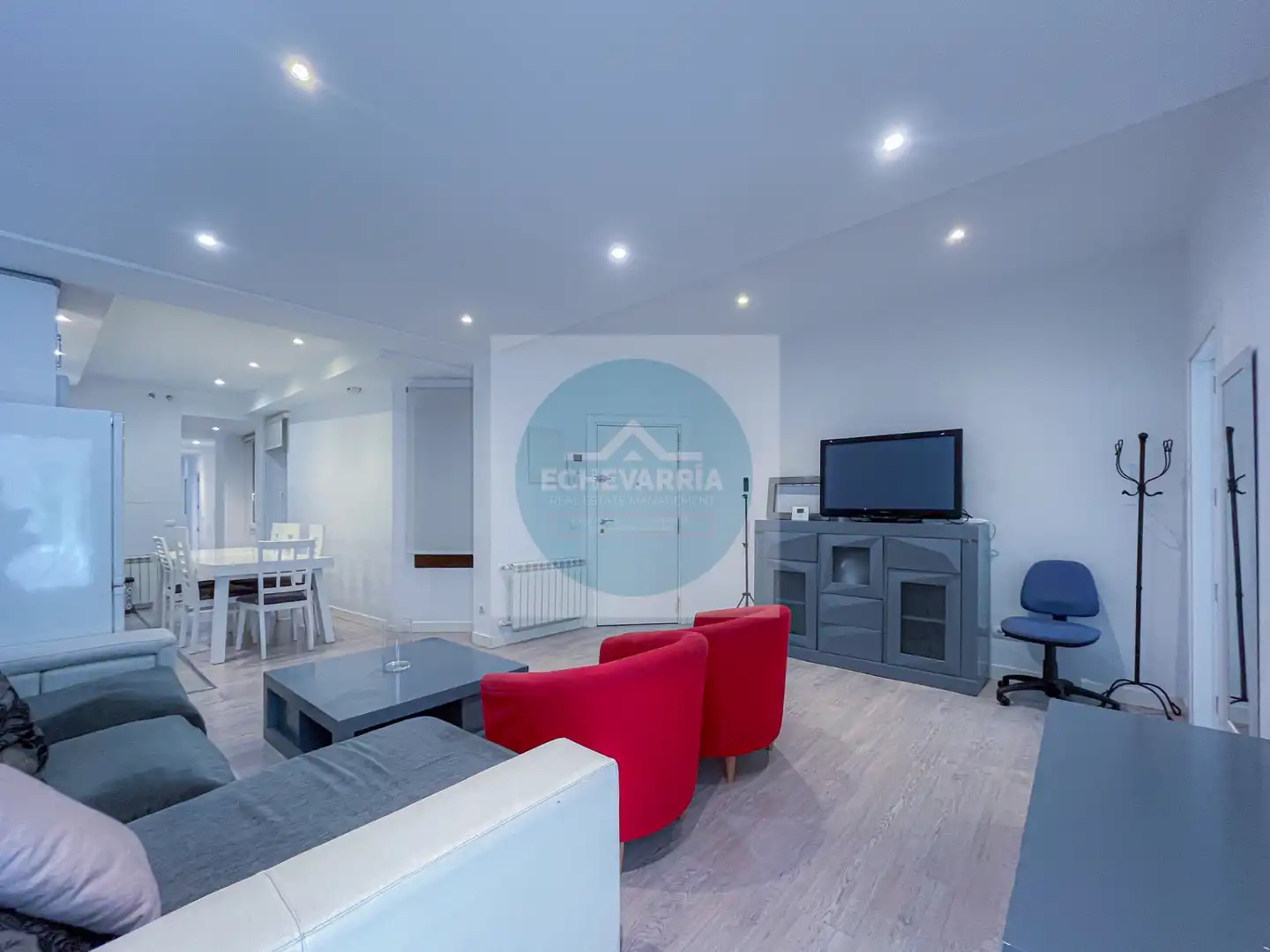 Living room of Flat for rent in Madrid  with Heating, Furnished and Oven