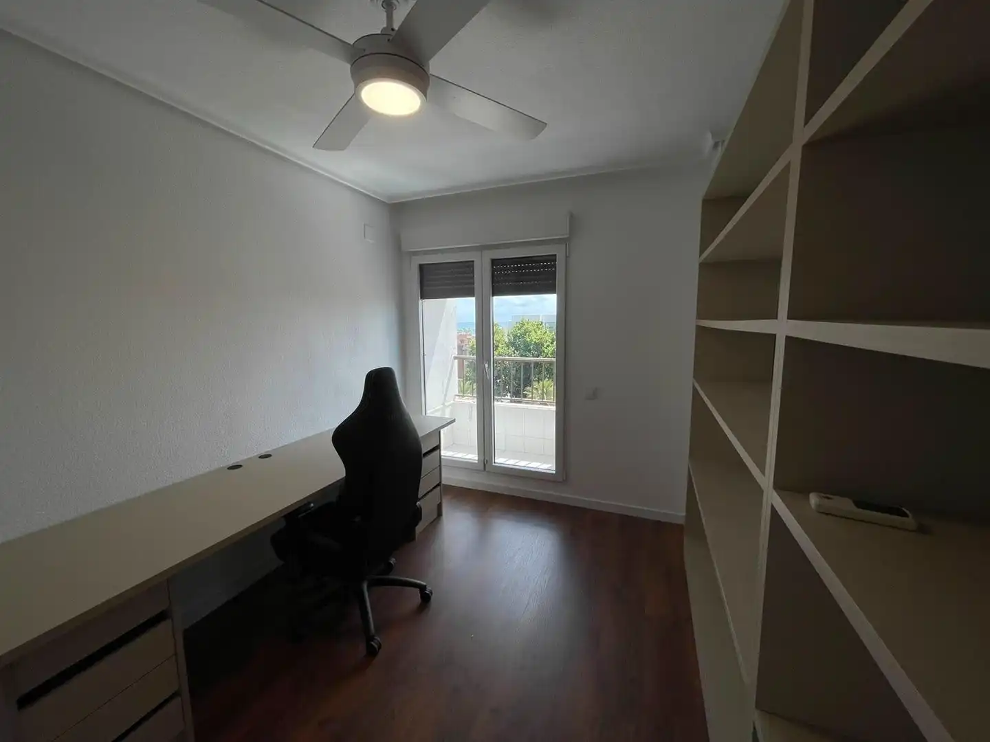 Bedroom of Duplexes for rent in Valencia  with Parquet flooring, Terrace and Furnished