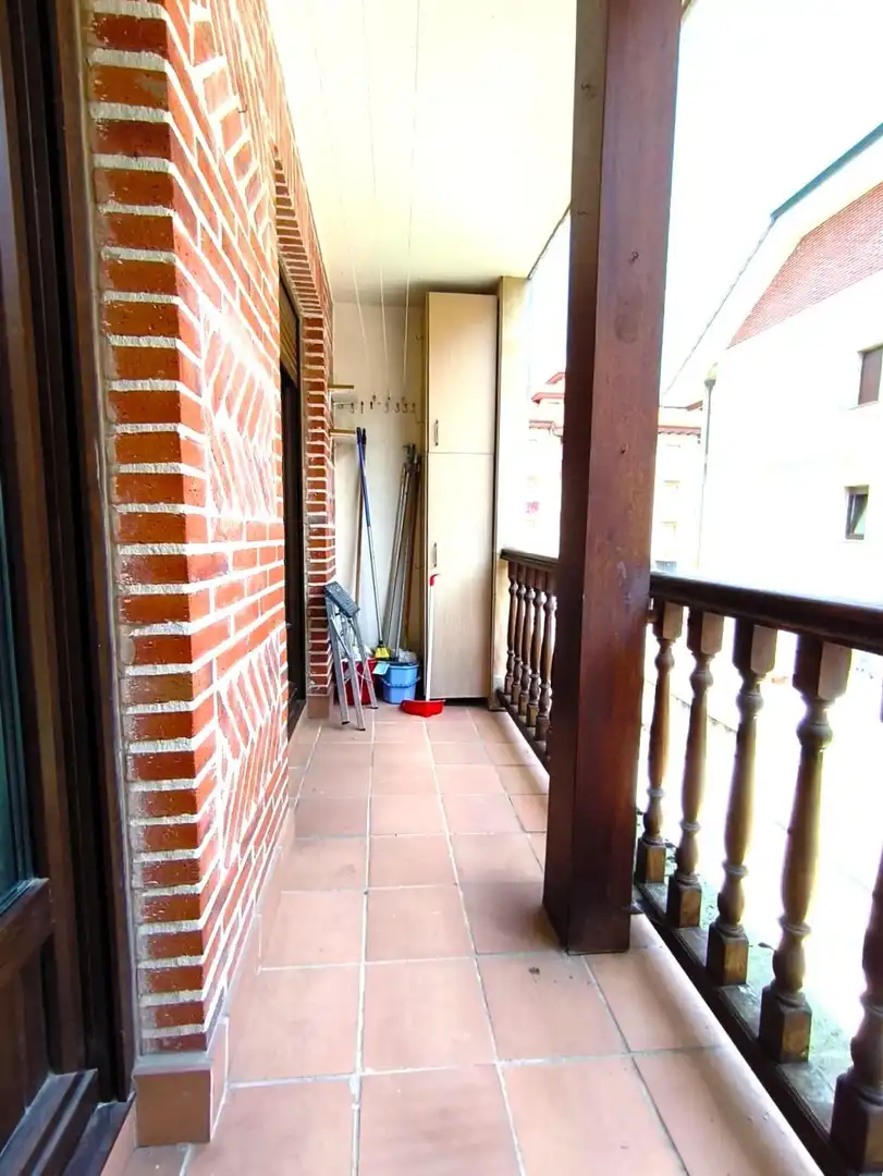 Terraza de Piso en venta en Santa María de Cayón con Calefacción, Trastero y Amueblado