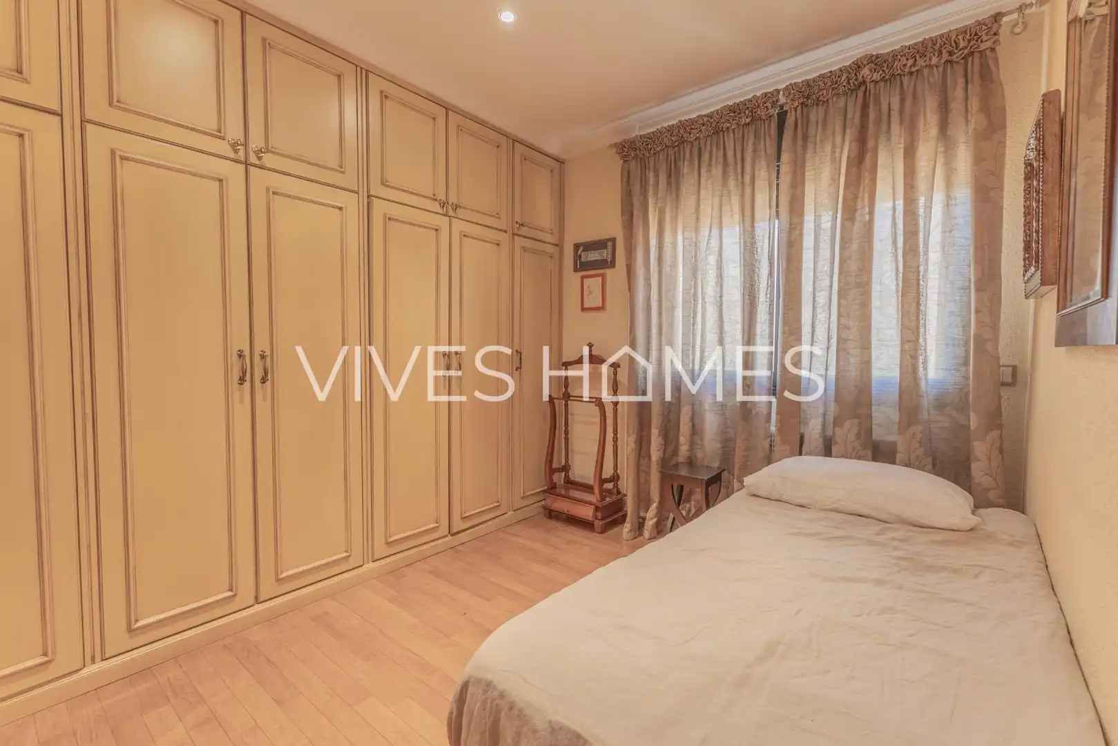 Schlafzimmer von Maisonette zum Verkauf in Arenys de Mar mit Klimaanlage, Heizung und Parkett