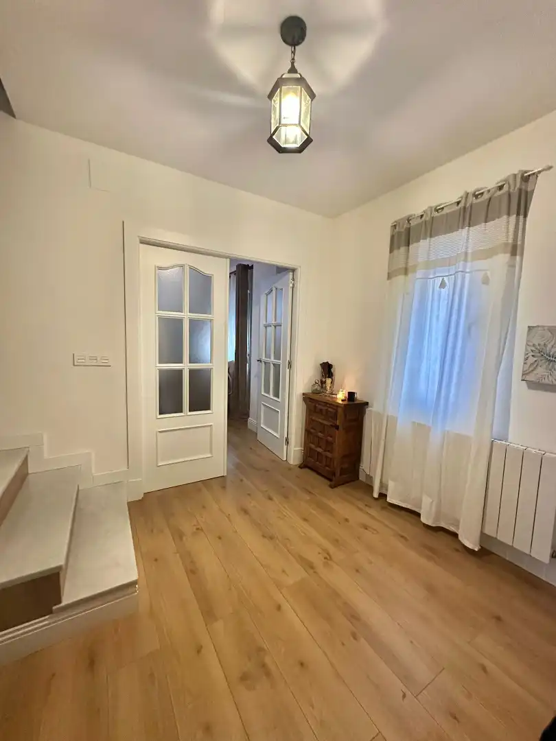 Houses for sale in Villa de Otura  with Heating, Storage room and Oven