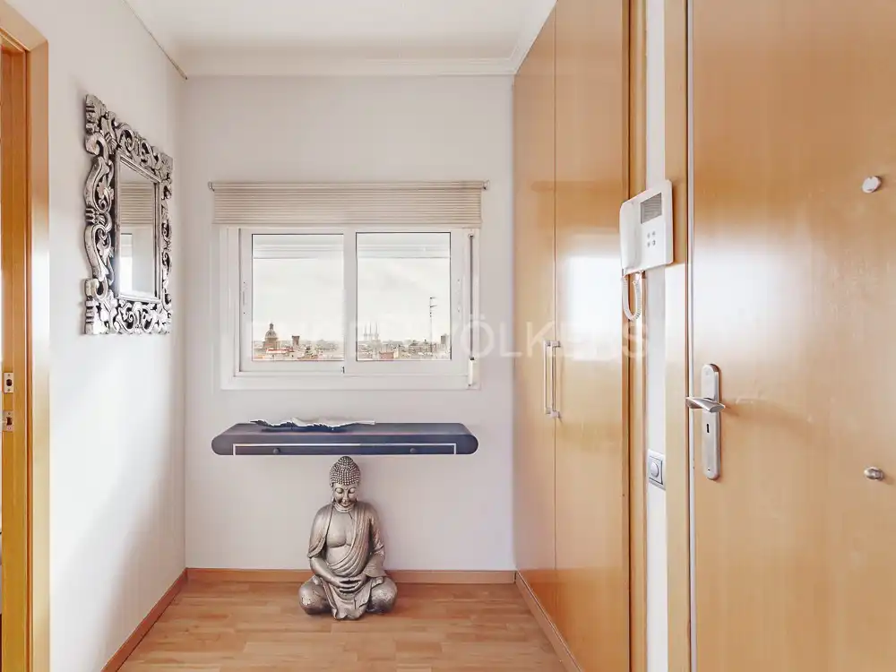 Schlafzimmer von Dachboden zum Verkauf in Barcelona mit Klimaanlage, Heizung und Terrasse