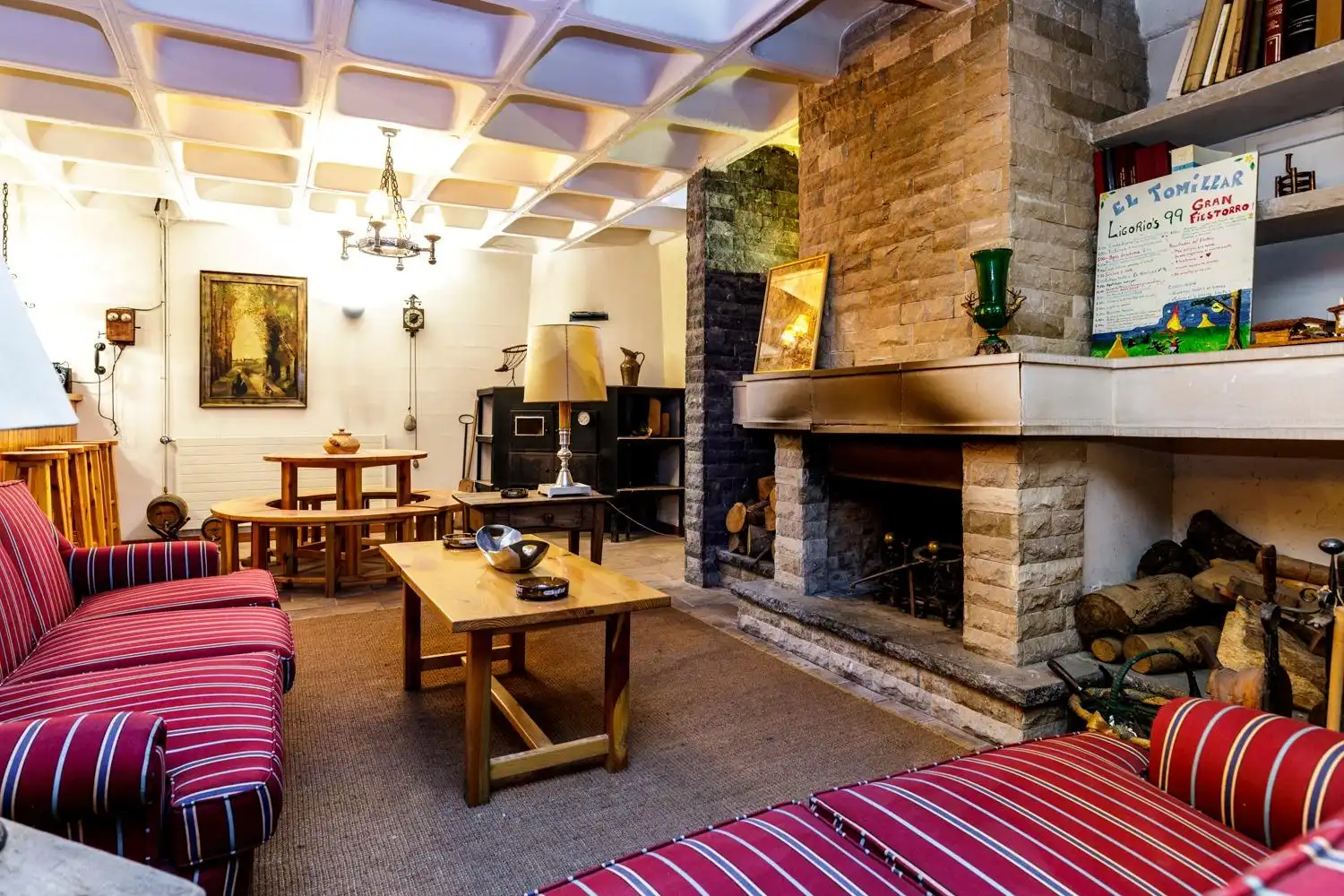 Sala d'estar de Casa o xalet en venda en Zaragoza amb Aire condicionat, Calefacció i Jardí privat