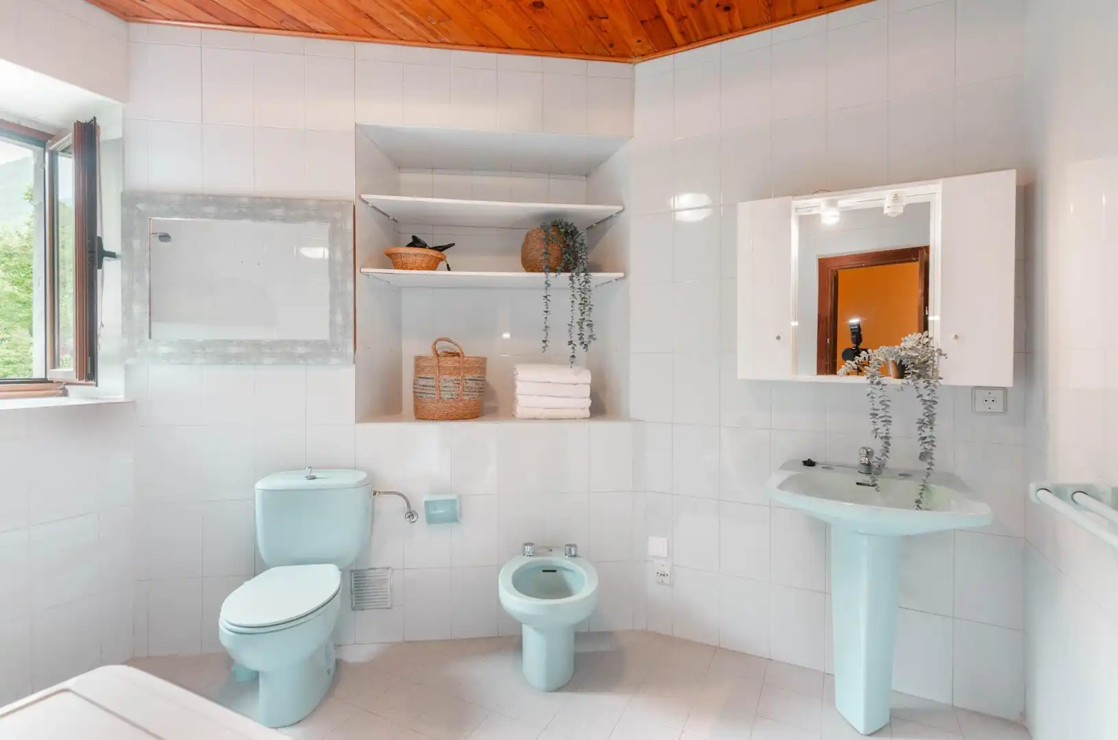 Baño de Casa adosada en venta en Somiedo con Calefacción, Jardín privado y Trastero