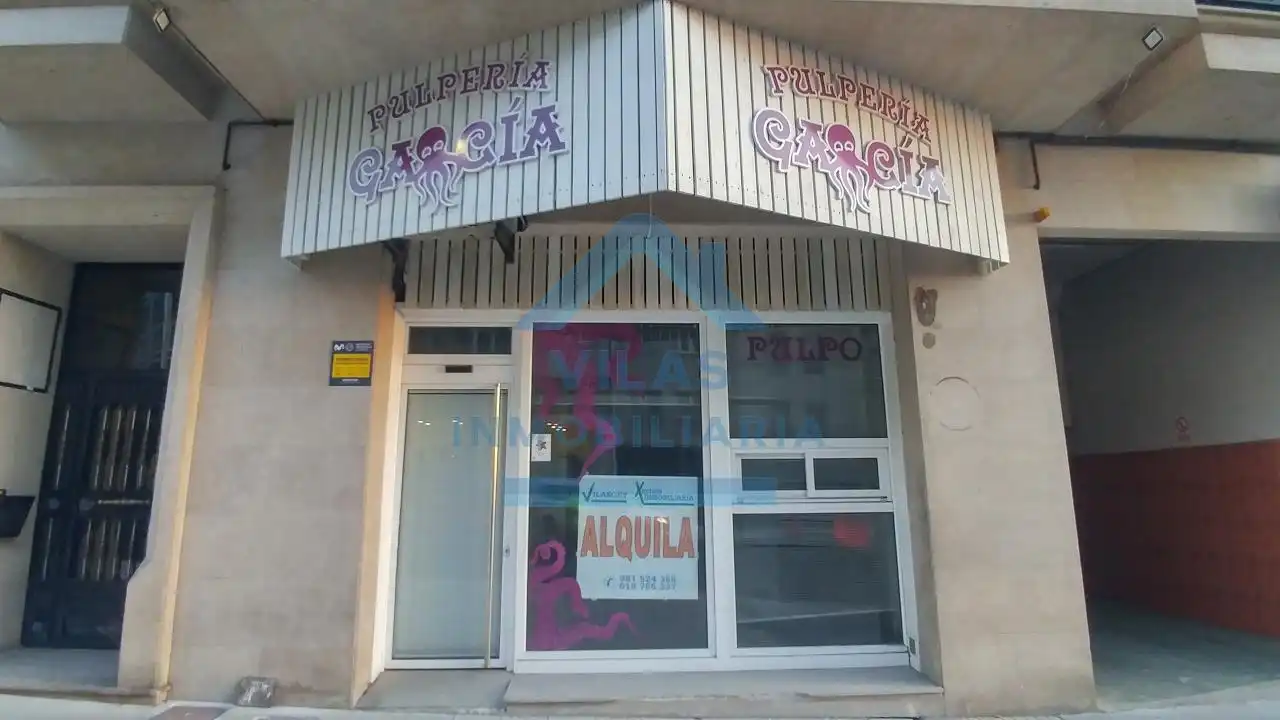 Local de lloguer en Ames amb Terrassa