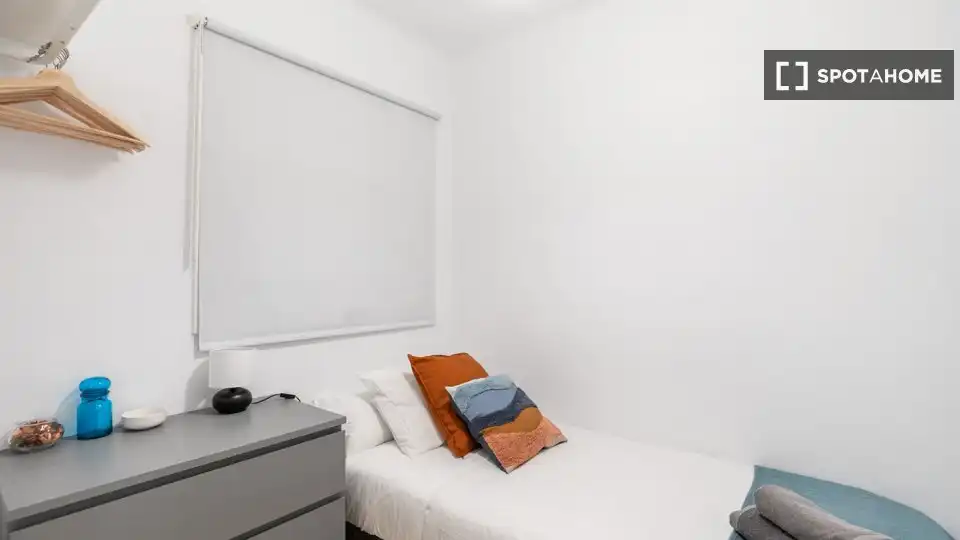 Flat with terrace to rent in Eixample, imagen 6