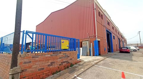 Foto 2 von Fabrikhallen zum Verkauf in Torreforta, Tarragona Capital