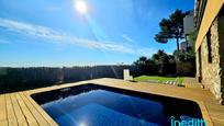 Piscina de Casa o xalet en venda en Sitges amb Aire condicionat, Terrassa i Piscina