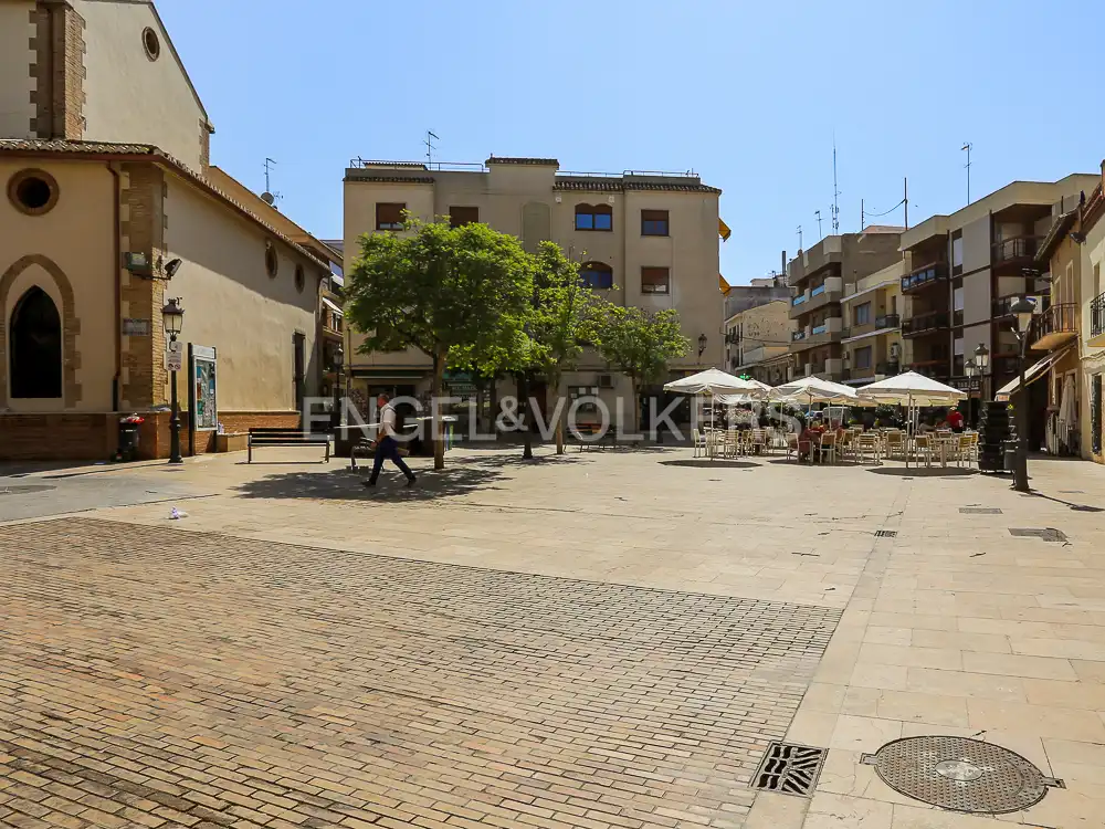 Exterior view of Apartments for sale in L'Eliana  with Air Conditioner and Heating