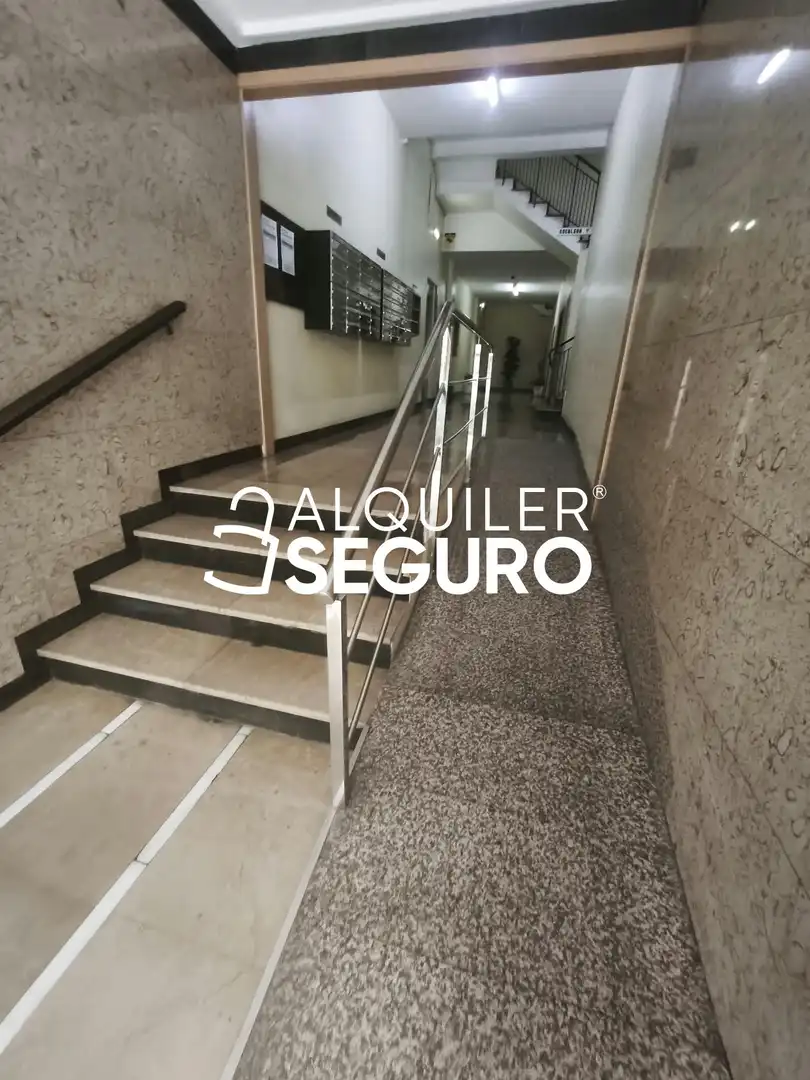 Wohnung zur Miete in Zaragoza mit Heizung, Terrasse und Möbliert