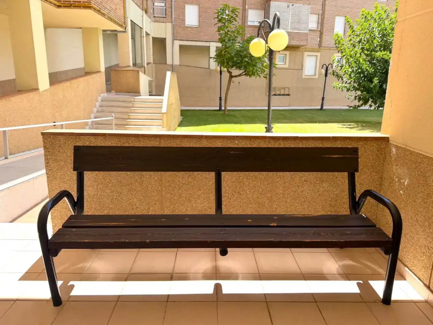 Terrassa de Pis de lloguer en Béjar amb Parquet, Moblat i Balcó