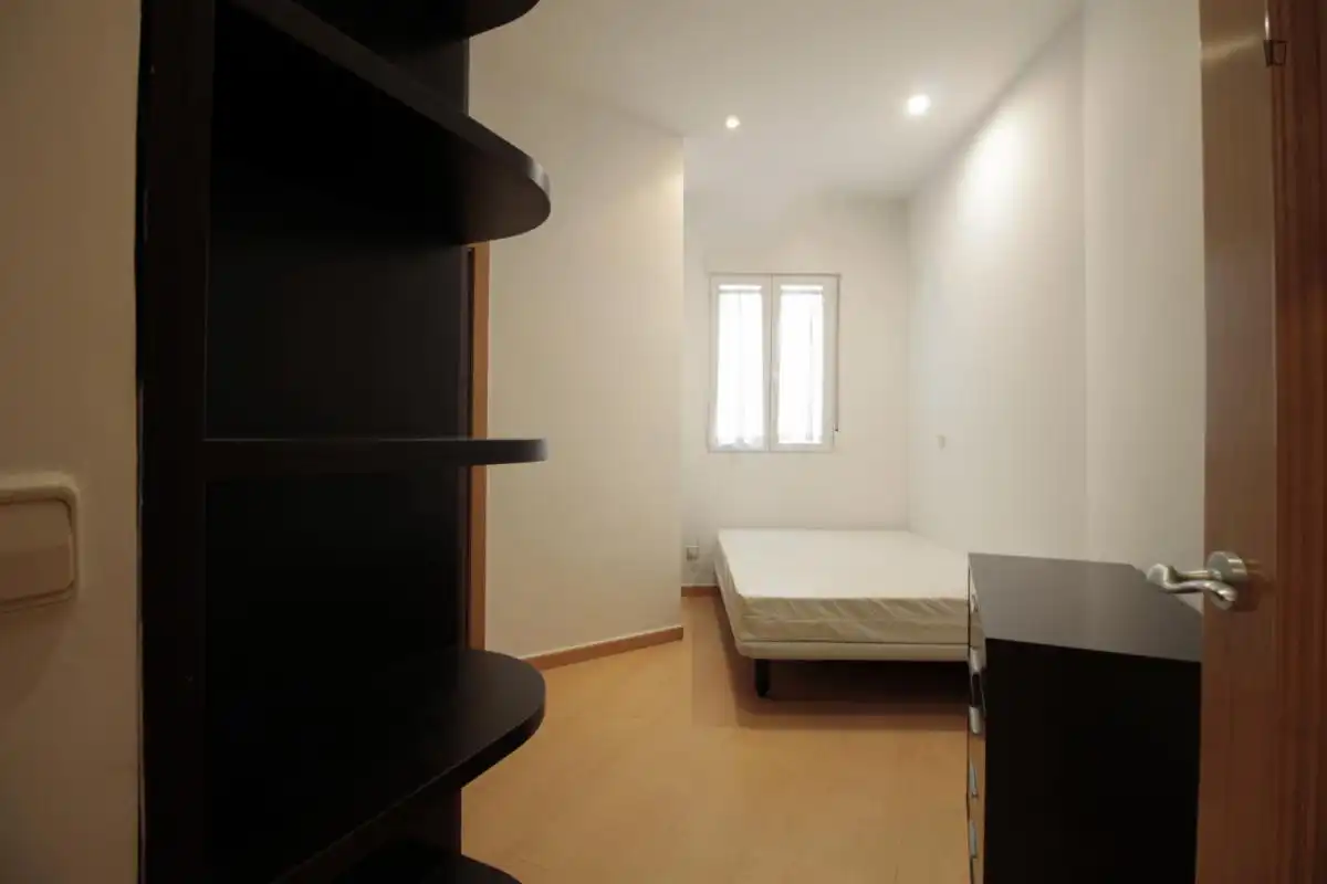Apartamento de alquiler en Sol