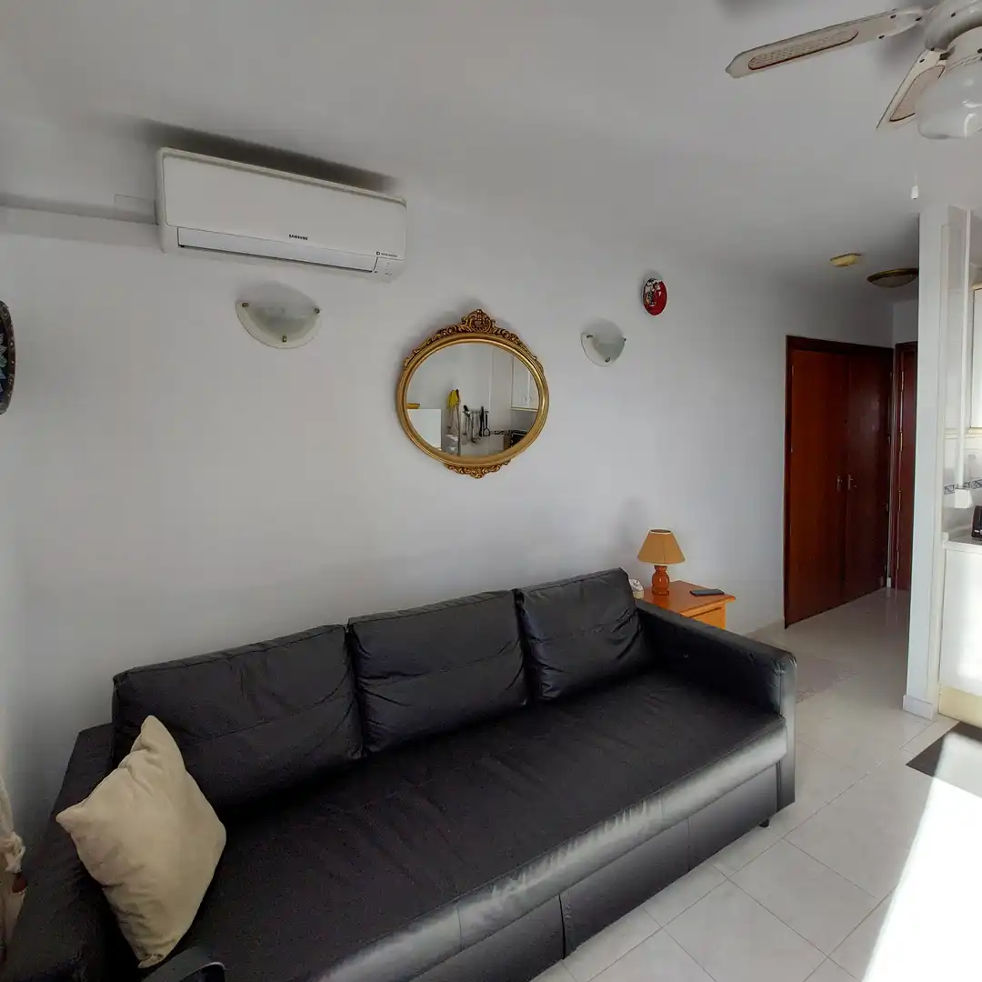 Wohnzimmer von Wohnung zur Miete in Benalmádena mit Klimaanlage, Möbliert und Gemeinschaftspool