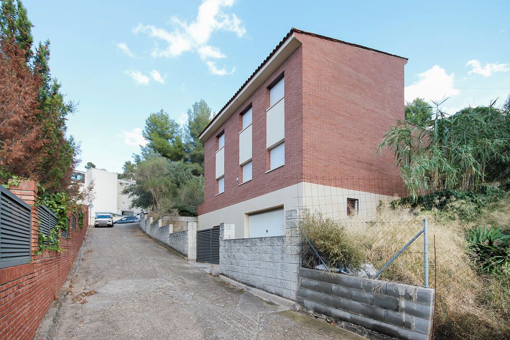 Vista exterior de Casa o xalet en venda en  Barcelona Capital